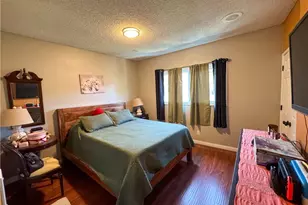 9019 Cedros Ave, Panorama City, CA 91402 - Photo 13