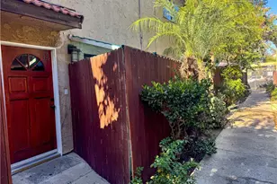 9019 Cedros Ave, Panorama City, CA 91402 - Photo 17