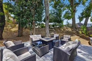 22952 Las Mananitas, Valencia, CA 91354 - Photo 17