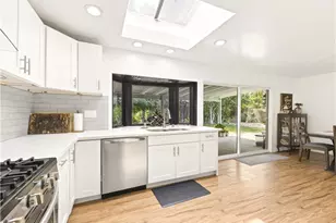 22952 Las Mananitas, Valencia, CA 91354 - Photo 7