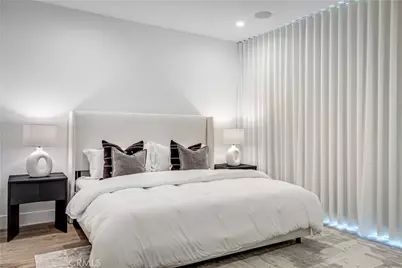 1567 Hi Point St, Los Angeles, CA 90035 - Photo 11
