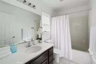 17781 Maplehurst Pl, Canyon Country, CA 91387 - Photo 27