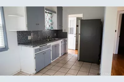 3321 E 17th Street, Long Beach, CA 90804 - Photo 5