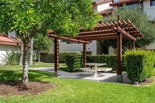 18120 Sundowner, Canyon Country, CA 91387 - Photo 27
