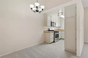 18120 Sundowner, Canyon Country, CA 91387 - Photo 9