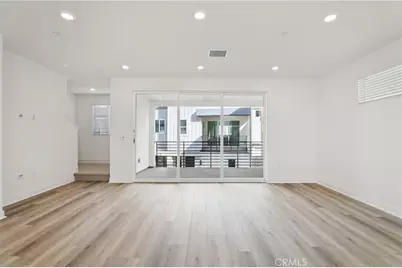 1693 Coral Sea Lane, San Pedro, CA 90731 - Photo 5