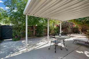 15940 Blackhawk St, Granada Hills, CA 91344 - Photo 21