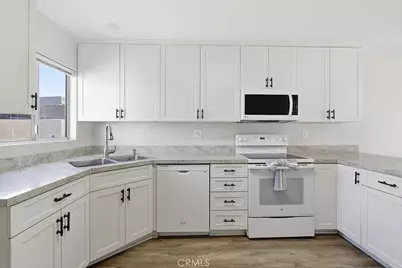 24430 W Nicklaus Drive #L2, Valencia, CA 91355 - Photo 13