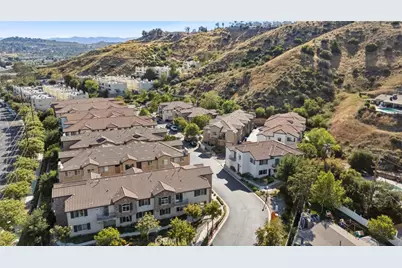 27950 Avalon Drive #50, Canyon Country, CA 91351 - Photo 27