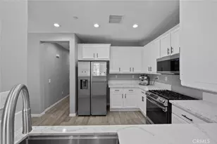 27950 Avalon Dr, Canyon Country, CA 91351 - Photo 13