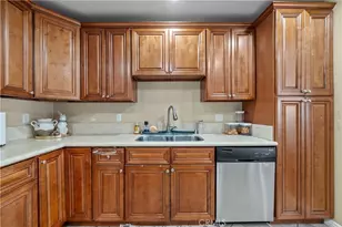6917 Tyrone, Van Nuys, CA 91405 - Photo 27