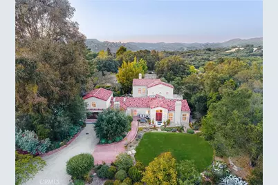 21149 Entrada Road, Topanga, CA 90290 - Photo 3