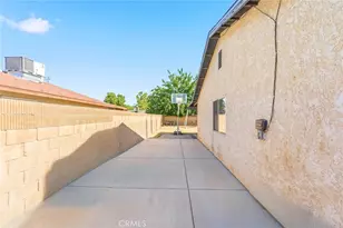1123 Herzel Ave, Lancaster, CA 93535 - Photo 25