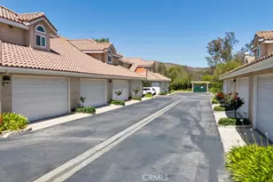 272 Fieldstone Way, Simi Valley, CA 93065 - Photo 27
