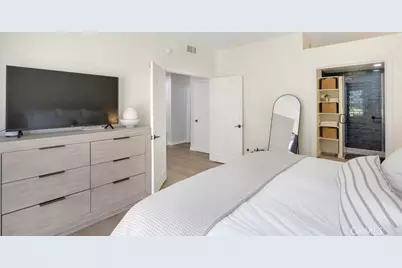 272 Fieldstone Way #A, Simi Valley, CA 93065 - Photo 17