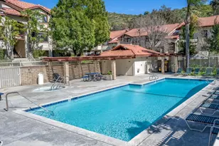 27919 Sarabande, Canyon Country, CA 91387 - Photo 25