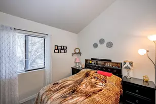 27919 Sarabande, Canyon Country, CA 91387 - Photo 11