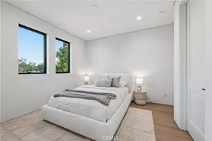 19141 Erwin, Tarzana, CA 91335 - Photo 31