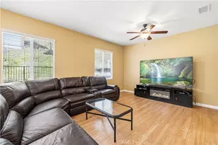 28637 Placerview Trail, Saugus, CA 91390 - Photo 11