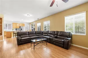 28637 Placerview Trail, Saugus, CA 91390 - Photo 13
