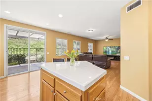 28637 Placerview Trail, Saugus, CA 91390 - Photo 19