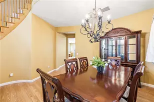 28637 Placerview Trail, Saugus, CA 91390 - Photo 5