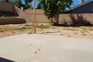 36815 Spanish Broom Dr, Palmdale, CA 93550 - Photo 37