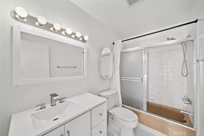 22647 Margarita Drive, Woodland Hills, CA 91364 - Photo 27