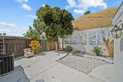 22647 Margarita Drive, Woodland Hills, CA 91364 - Photo 39