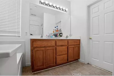 978 San Carlos Avenue, Madera, CA 93637 - Photo 27