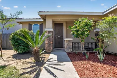 978 San Carlos Avenue, Madera, CA 93637 - Photo 5