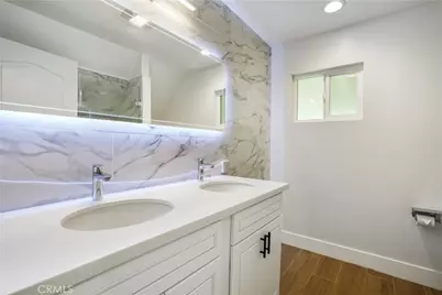 4726 Winnetka Avenue, Woodland Hills, CA 91364 - Photo 27