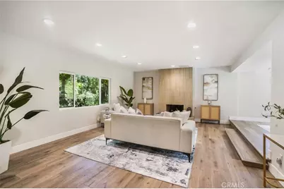 4726 Winnetka Avenue, Woodland Hills, CA 91364 - Photo 9