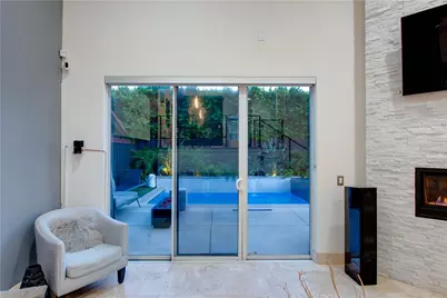 7330 De Soto, Canoga Park, CA 91303 - Photo 7