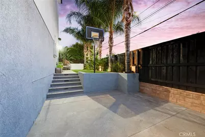 7330 De Soto, Canoga Park, CA 91303 - Photo 35
