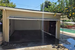951 W Princeton, Ontario, CA 91762 - Photo 27