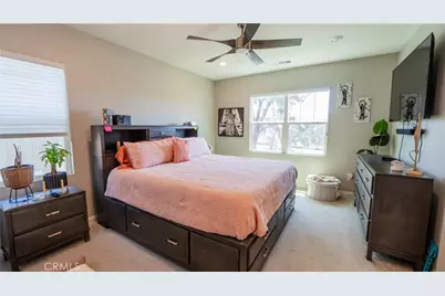 22740 Harmony, Saugus, CA 91350 - Photo 3