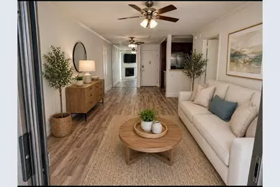 5550 Owensmouth #121, Woodland Hills, CA 91367 - Photo 1