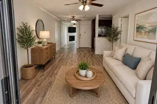 5550 Owensmouth, Woodland Hills, CA 91367 - Photo 1