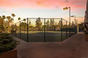 5550 Owensmouth, Woodland Hills, CA 91367 - Photo 27