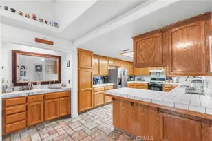 7431 Bay Ave, California City, CA 93505 - Photo 9