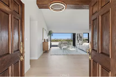 6052 Maury Avenue, Woodland Hills, CA 91367 - Photo 9