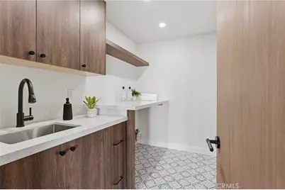 6052 Maury Avenue, Woodland Hills, CA 91367 - Photo 41