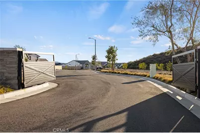 30012 Chestnut Lane, Castaic, CA 91384 - Photo 49