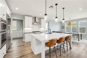 30012 Chestnut Ln, Castaic, CA 91384 - Photo 9