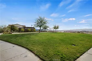 18175 Meridian Ln, Saugus, CA 91350 - Photo 45