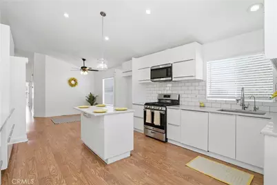 19936 Northcliff Drive, Canyon Country, CA 91351 - Photo 7