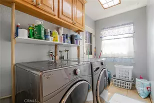 969 W Laurel St, Compton, CA 90220 - Photo 23