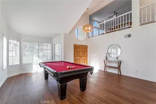 29033 Shadow Valley Ln, Saugus, CA 91390 - Photo 9