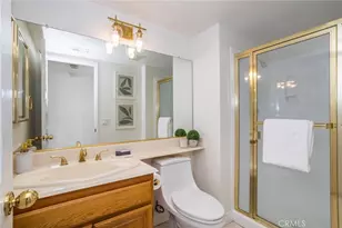 29033 Shadow Valley Ln, Saugus, CA 91390 - Photo 47